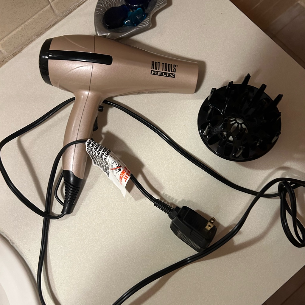 Nwot Hot Tools Blow Dryer W Diffuser